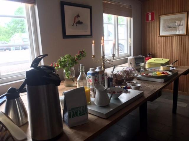 Gamla Gaestgivaregarden Couette-café *